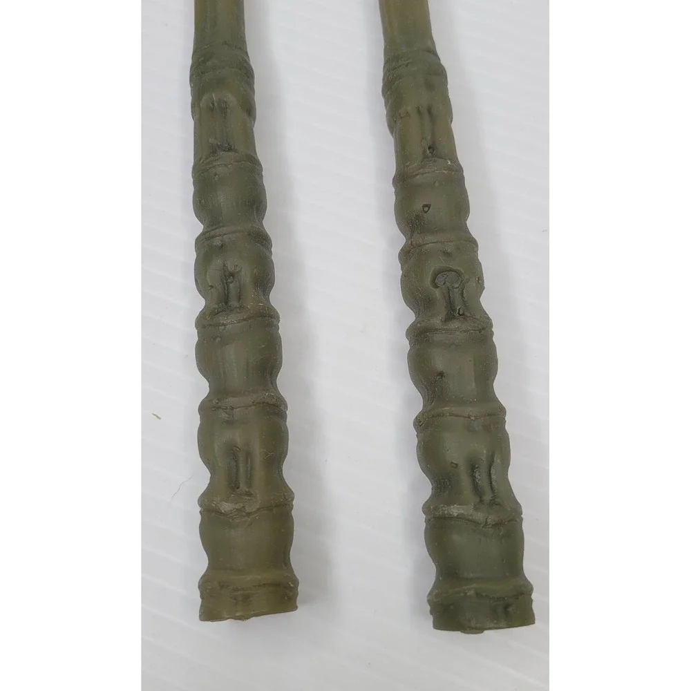 4 Fillamento Neiman Marcus 100% Beeswax Spring Green Bamboo Shaped Taper Candles